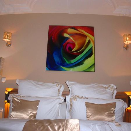 Gold Hotel Bafang Exterior foto